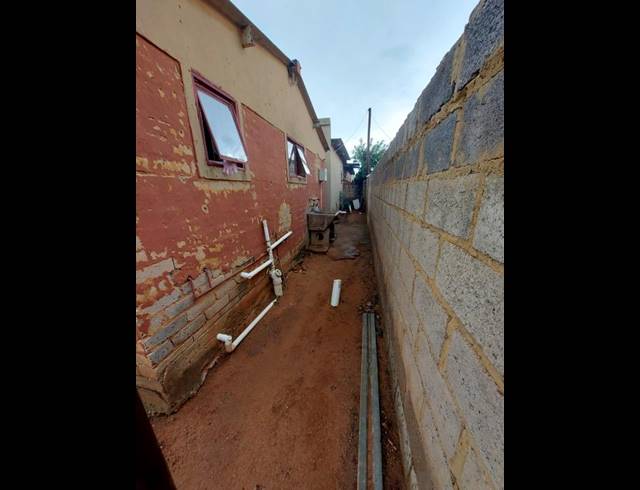 1 BEDROOM HOUSE FOR SALE IN BRAM FISCHERVILLE